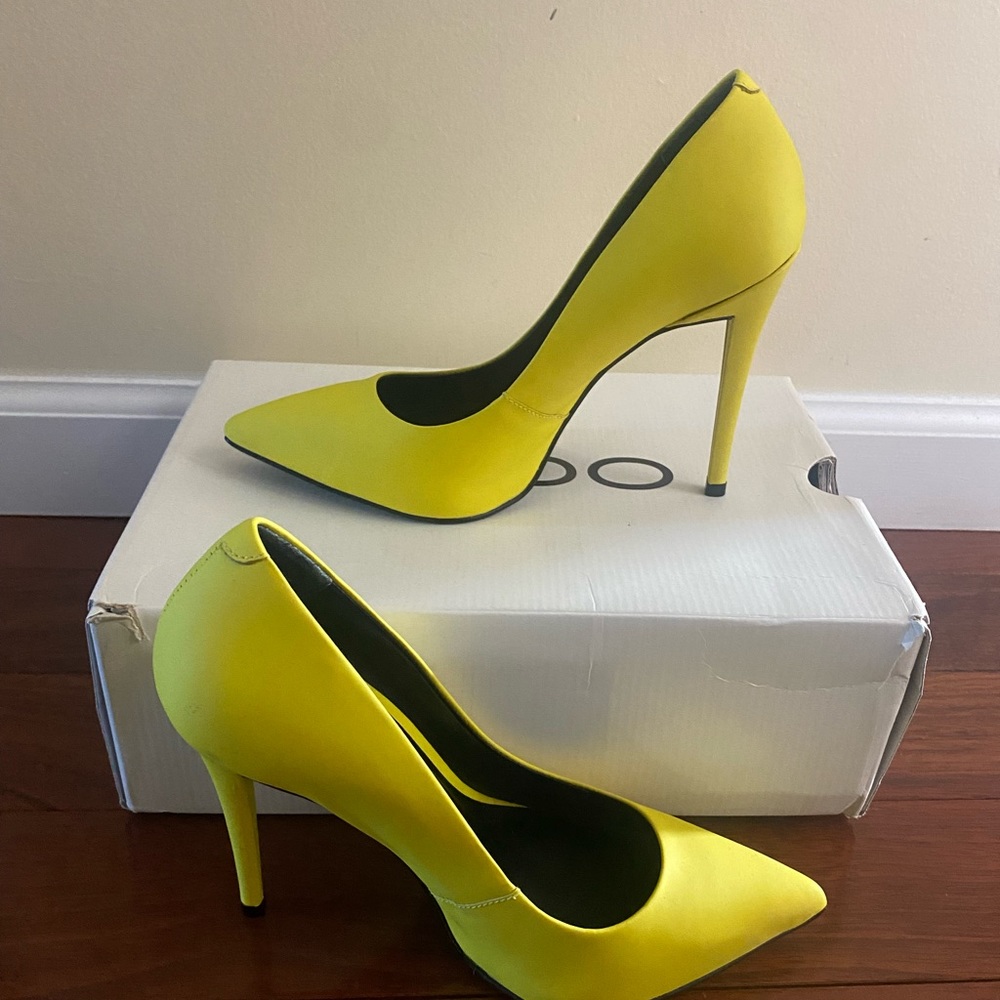 Aldo highlighter heels